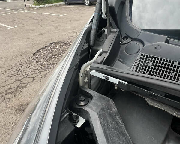 Белый Рено Трафик, объемом двигателя 0 л и пробегом 218 тыс. км за 19800 $, фото 81 на Automoto.ua