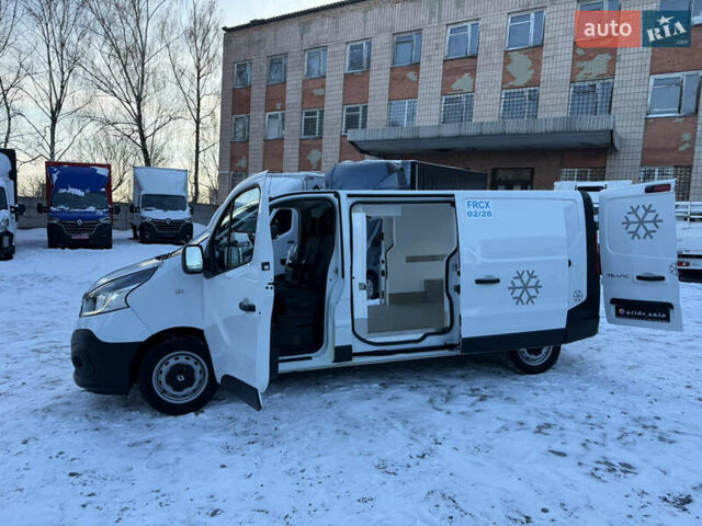 Білий Рено Трафік, об'ємом двигуна 2 л та пробігом 251 тис. км за 20900 $, фото 12 на Automoto.ua