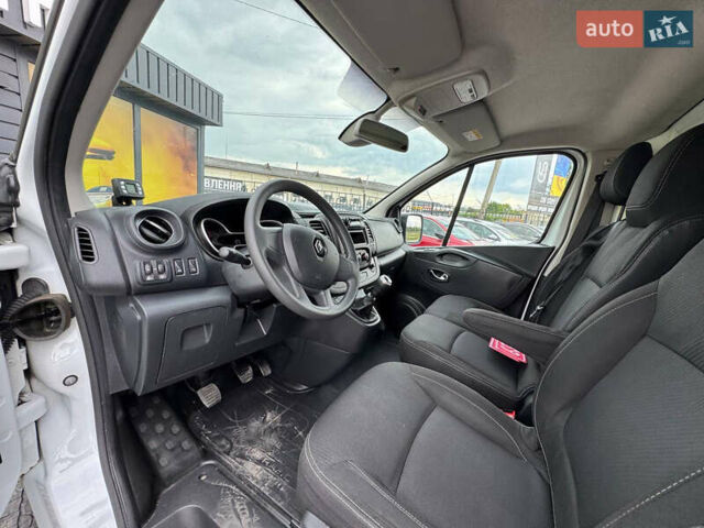 Белый Рено Трафик, объемом двигателя 2 л и пробегом 185 тыс. км за 17999 $, фото 46 на Automoto.ua