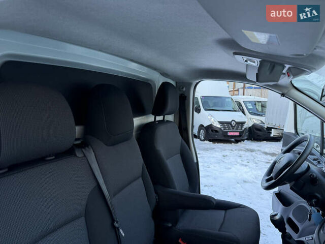 Білий Рено Трафік, об'ємом двигуна 2 л та пробігом 251 тис. км за 20900 $, фото 38 на Automoto.ua