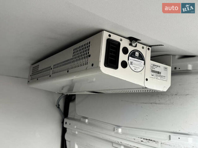 Белый Рено Трафик, объемом двигателя 2 л и пробегом 185 тыс. км за 17999 $, фото 41 на Automoto.ua