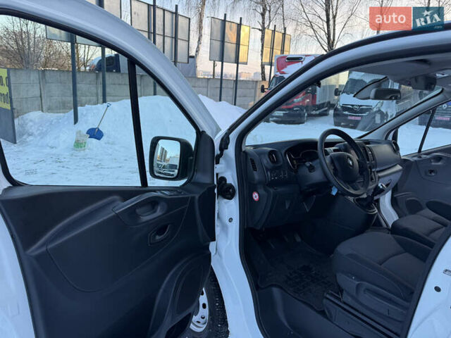 Білий Рено Трафік, об'ємом двигуна 2 л та пробігом 251 тис. км за 20900 $, фото 19 на Automoto.ua