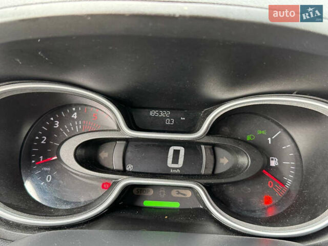 Белый Рено Трафик, объемом двигателя 2 л и пробегом 185 тыс. км за 17999 $, фото 52 на Automoto.ua