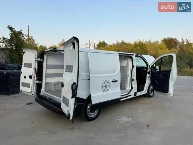 Білий Рено Трафік, об'ємом двигуна 2 л та пробігом 172 тис. км за 26900 $, фото 15 на Automoto.ua