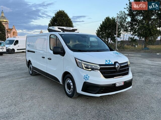 Белый Рено Трафик, объемом двигателя 2 л и пробегом 220 тыс. км за 26800 $, фото 8 на Automoto.ua