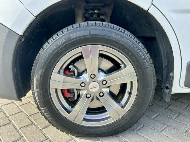 Білий Рено Трафік, об'ємом двигуна 2 л та пробігом 243 тис. км за 9800 $, фото 7 на Automoto.ua