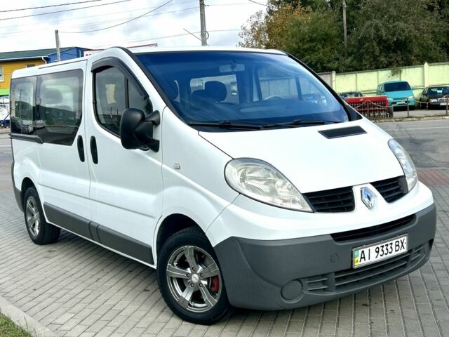 Білий Рено Трафік, об'ємом двигуна 2 л та пробігом 243 тис. км за 9800 $, фото 12 на Automoto.ua