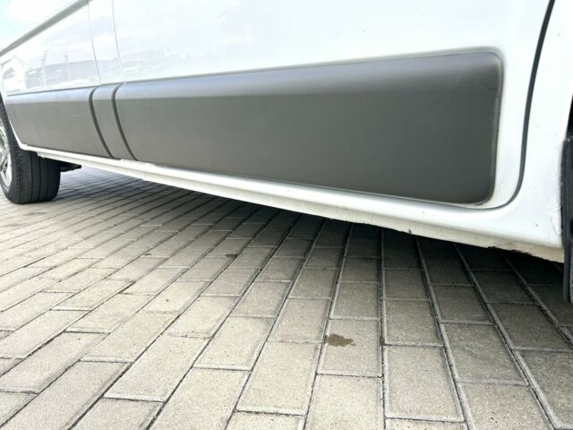 Білий Рено Трафік, об'ємом двигуна 2 л та пробігом 243 тис. км за 9800 $, фото 10 на Automoto.ua