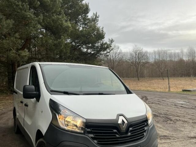 Белый Рено Трафик, объемом двигателя 1.6 л и пробегом 130 тыс. км за 7200 $, фото 1 на Automoto.ua