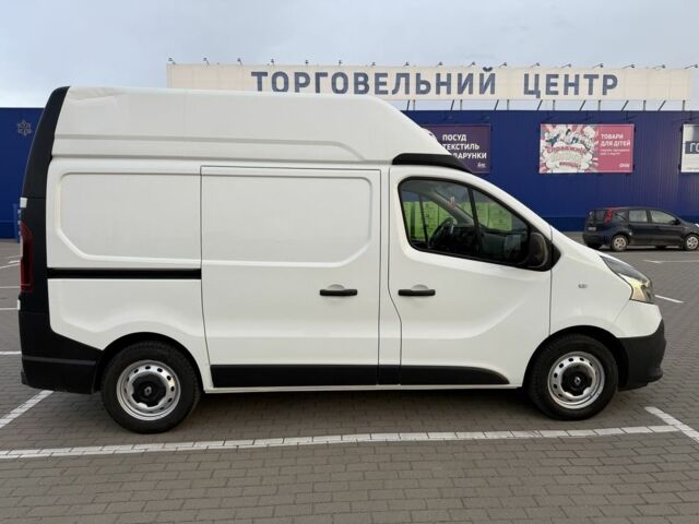 Белый Рено Трафик, объемом двигателя 1.6 л и пробегом 210 тыс. км за 13500 $, фото 2 на Automoto.ua