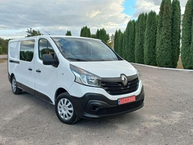 Белый Рено Трафик, объемом двигателя 1.6 л и пробегом 157 тыс. км за 18500 $, фото 2 на Automoto.ua