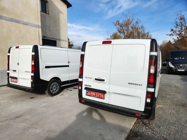 Белый Рено Трафик, объемом двигателя 2 л и пробегом 115 тыс. км за 18500 $, фото 7 на Automoto.ua