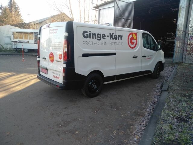 Белый Рено Трафик, объемом двигателя 0 л и пробегом 120 тыс. км за 18500 $, фото 2 на Automoto.ua