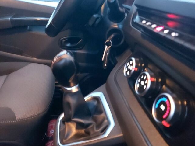 Белый Рено Трафик, объемом двигателя 2 л и пробегом 120 тыс. км за 29500 $, фото 7 на Automoto.ua