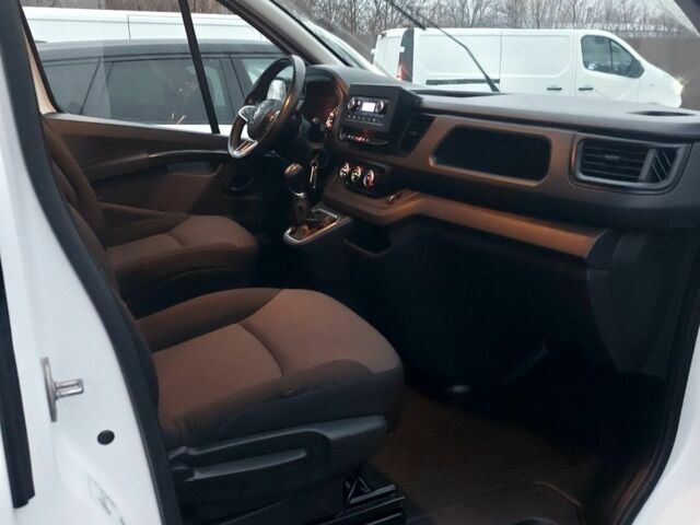 Белый Рено Трафик, объемом двигателя 2 л и пробегом 120 тыс. км за 29500 $, фото 6 на Automoto.ua