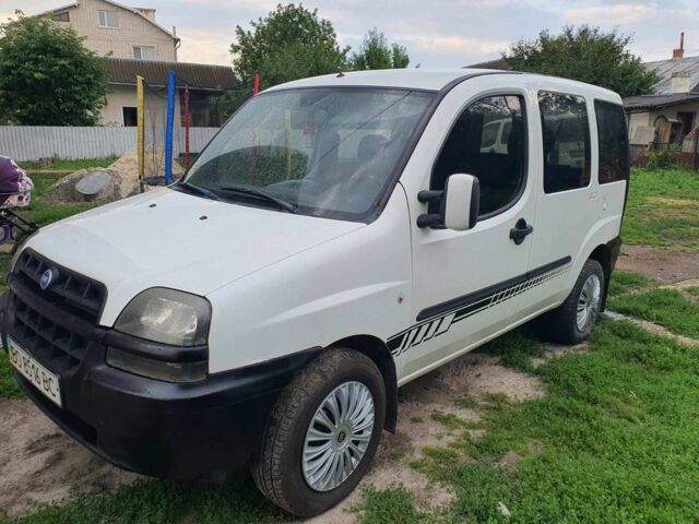 Белый Рено Трафик, объемом двигателя 1.2 л и пробегом 230 тыс. км за 3700 $, фото 6 на Automoto.ua