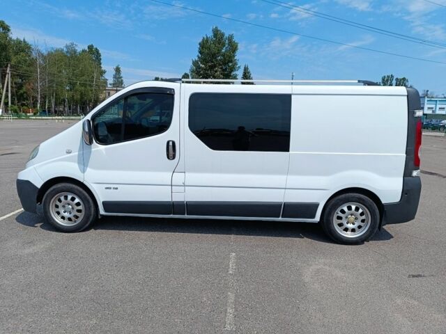 Белый Рено Трафик, объемом двигателя 2 л и пробегом 293 тыс. км за 8800 $, фото 3 на Automoto.ua
