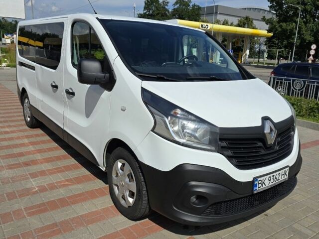 Белый Рено Трафик, объемом двигателя 1.6 л и пробегом 392 тыс. км за 17500 $, фото 2 на Automoto.ua