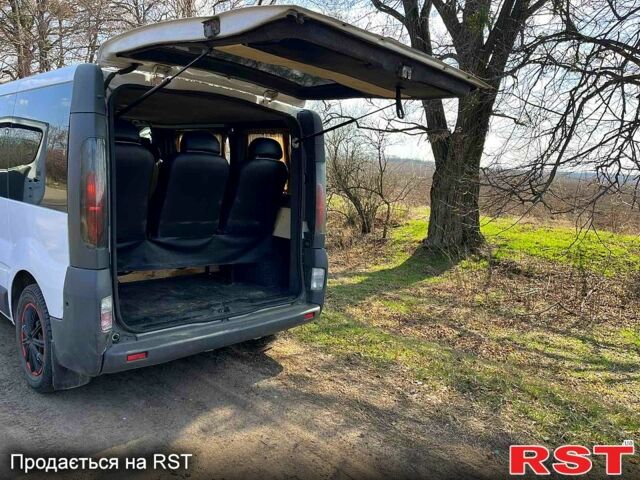 Білий Рено Трафік, об'ємом двигуна 1.9 л та пробігом 220 тис. км за 6700 $, фото 6 на Automoto.ua