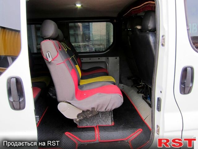 Белый Рено Трафик, объемом двигателя 1.9 л и пробегом 0 тыс. км за 7500 $, фото 7 на Automoto.ua