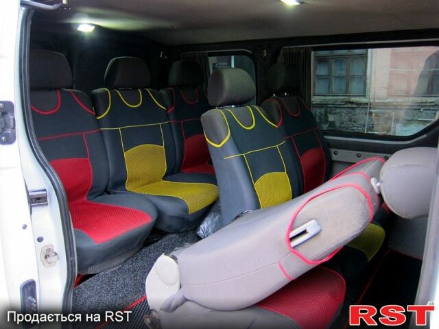 Белый Рено Трафик, объемом двигателя 1.9 л и пробегом 0 тыс. км за 7500 $, фото 5 на Automoto.ua