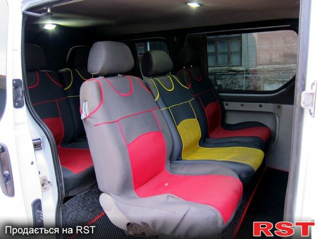 Белый Рено Трафик, объемом двигателя 1.9 л и пробегом 0 тыс. км за 7500 $, фото 6 на Automoto.ua