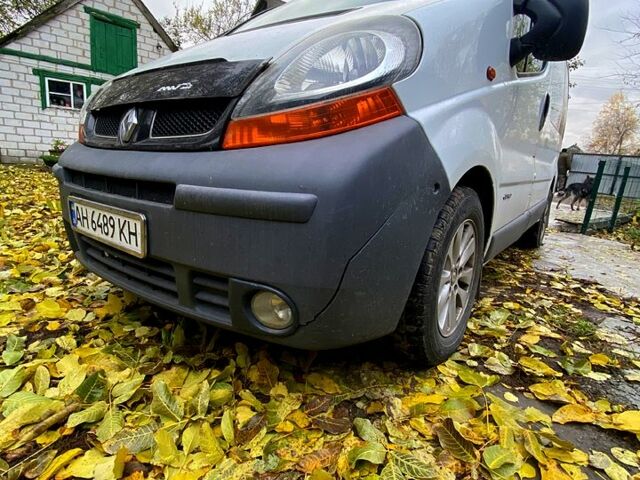 Білий Рено Трафік, об'ємом двигуна 1.9 л та пробігом 320 тис. км за 7000 $, фото 10 на Automoto.ua