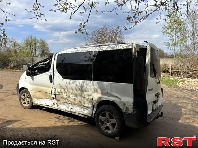 Белый Рено Трафик, объемом двигателя 1.9 л и пробегом 265 тыс. км за 2800 $, фото 8 на Automoto.ua