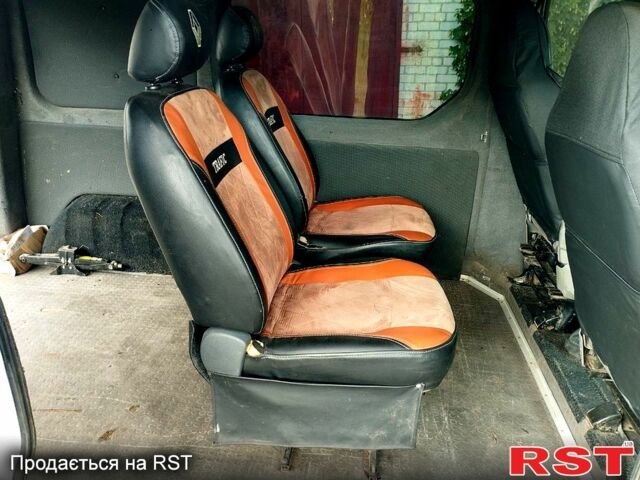 Білий Рено Трафік, об'ємом двигуна 1.9 л та пробігом 0 тис. км за 6500 $, фото 1 на Automoto.ua