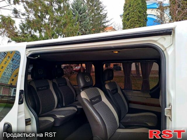 Белый Рено Трафик, объемом двигателя 20 л и пробегом 170 тыс. км за 12600 $, фото 10 на Automoto.ua