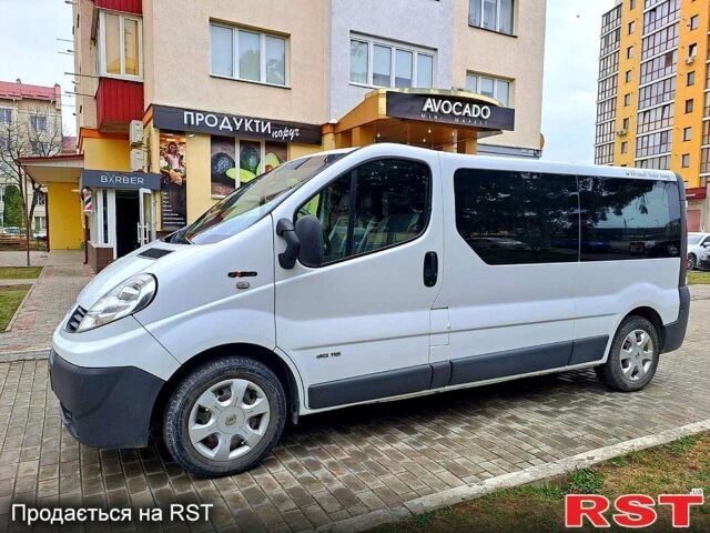 Белый Рено Трафик, объемом двигателя 20 л и пробегом 170 тыс. км за 12600 $, фото 1 на Automoto.ua