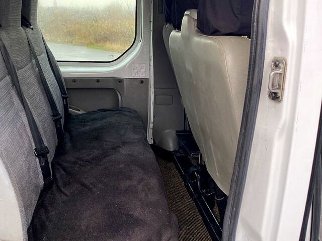 Білий Рено Трафік, об'ємом двигуна 2 л та пробігом 405 тис. км за 7250 $, фото 1 на Automoto.ua