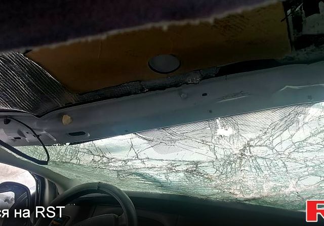 Белый Рено Трафик, объемом двигателя 1.9 л и пробегом 200 тыс. км за 3800 $, фото 1 на Automoto.ua