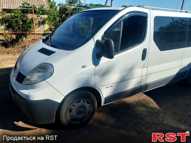 Белый Рено Трафик, объемом двигателя 2 л и пробегом 0 тыс. км за 10500 $, фото 3 на Automoto.ua