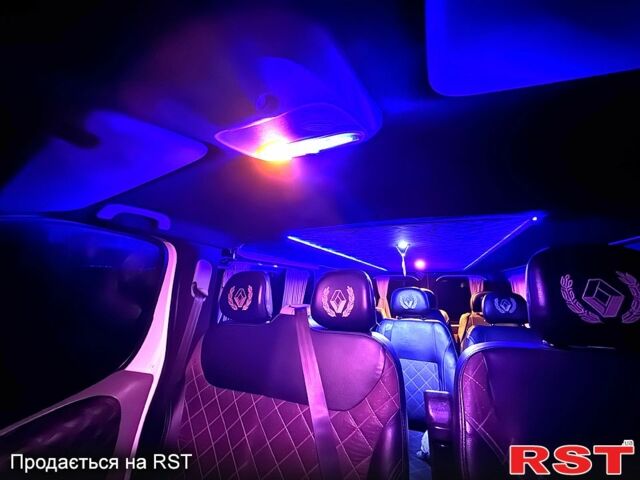 Белый Рено Трафик, объемом двигателя 20 л и пробегом 373 тыс. км за 14900 $, фото 1 на Automoto.ua