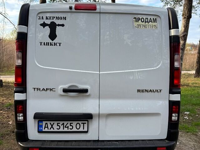 Белый Рено Трафик, объемом двигателя 1.6 л и пробегом 300 тыс. км за 14500 $, фото 4 на Automoto.ua