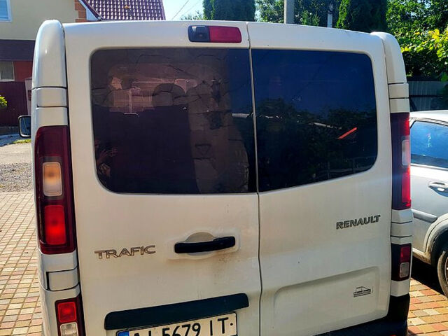 Білий Рено Трафік, об'ємом двигуна 1.6 л та пробігом 186 тис. км за 13500 $, фото 2 на Automoto.ua