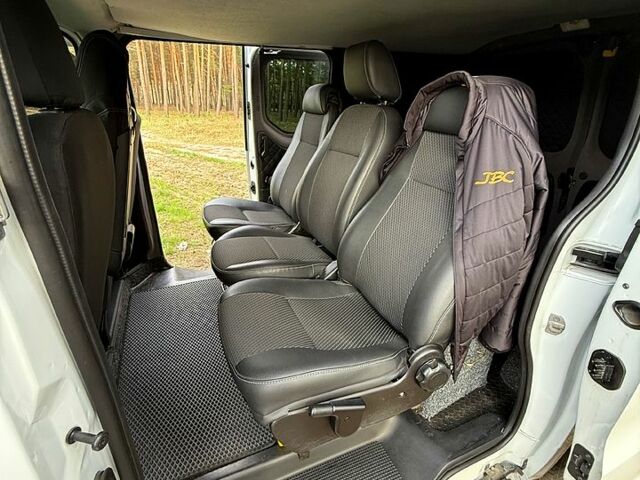 Белый Рено Трафик, объемом двигателя 1.6 л и пробегом 300 тыс. км за 14500 $, фото 8 на Automoto.ua