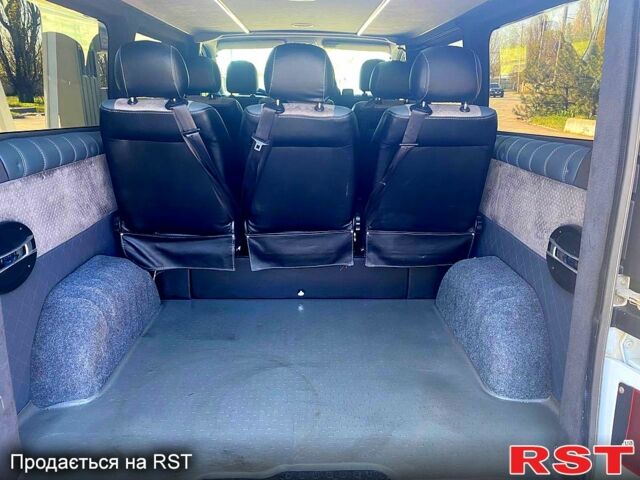 Белый Рено Трафик, объемом двигателя 1.6 л и пробегом 307 тыс. км за 14300 $, фото 6 на Automoto.ua