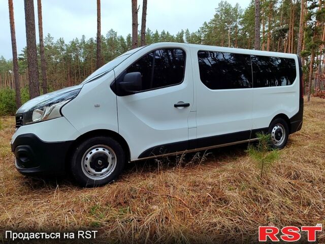 Белый Рено Трафик, объемом двигателя 1.6 л и пробегом 252 тыс. км за 1720 $, фото 13 на Automoto.ua