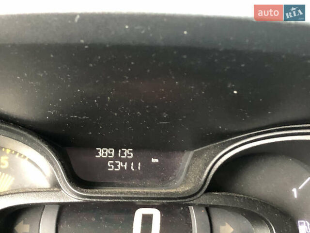Бежевый Рено Трафик, объемом двигателя 1.6 л и пробегом 389 тыс. км за 13999 $, фото 7 на Automoto.ua