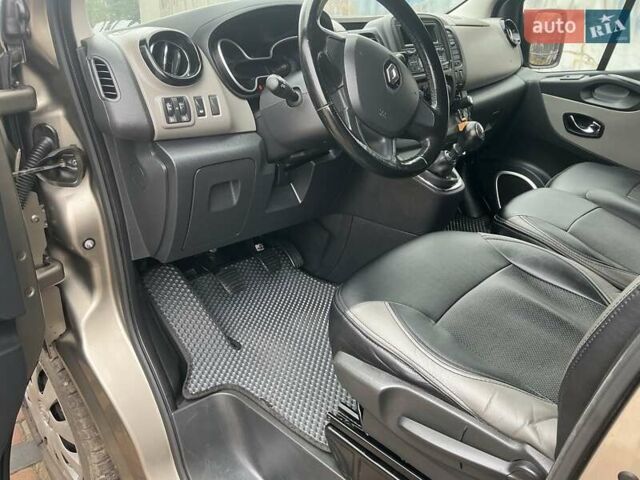 Бежевый Рено Трафик, объемом двигателя 1.6 л и пробегом 172 тыс. км за 16700 $, фото 11 на Automoto.ua