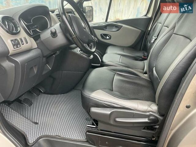 Бежевый Рено Трафик, объемом двигателя 1.6 л и пробегом 172 тыс. км за 16700 $, фото 13 на Automoto.ua