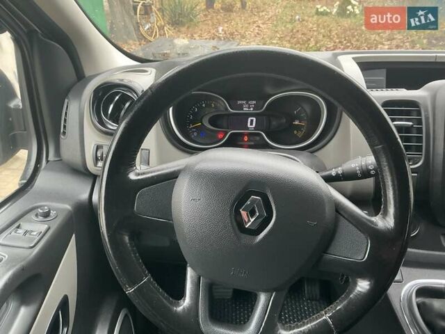 Бежевый Рено Трафик, объемом двигателя 1.6 л и пробегом 172 тыс. км за 16700 $, фото 24 на Automoto.ua