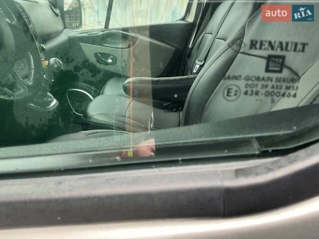 Бежевый Рено Трафик, объемом двигателя 1.6 л и пробегом 172 тыс. км за 16700 $, фото 34 на Automoto.ua