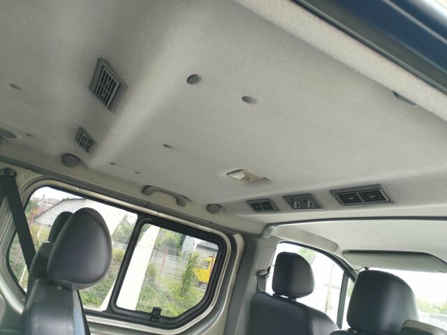 Бежевый Рено Трафик, объемом двигателя 2 л и пробегом 257 тыс. км за 13800 $, фото 13 на Automoto.ua