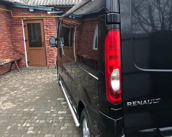 Чорний Рено Трафік, об'ємом двигуна 2 л та пробігом 126 тис. км за 14500 $, фото 3 на Automoto.ua