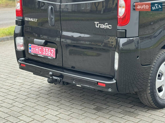 Чорний Рено Трафік, об'ємом двигуна 2 л та пробігом 255 тис. км за 13499 $, фото 21 на Automoto.ua