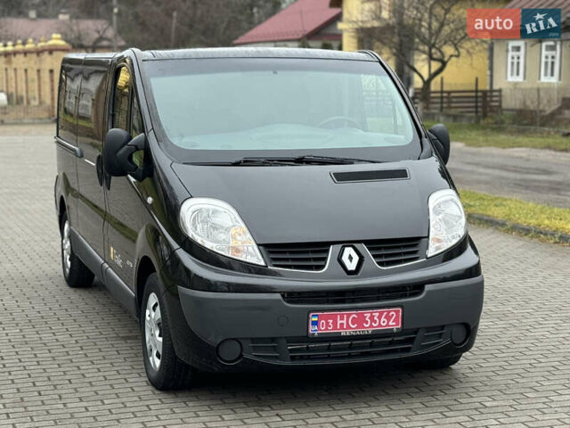 Чорний Рено Трафік, об'ємом двигуна 2 л та пробігом 255 тис. км за 13499 $, фото 10 на Automoto.ua