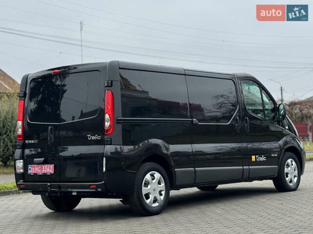 Чорний Рено Трафік, об'ємом двигуна 2 л та пробігом 255 тис. км за 13499 $, фото 19 на Automoto.ua